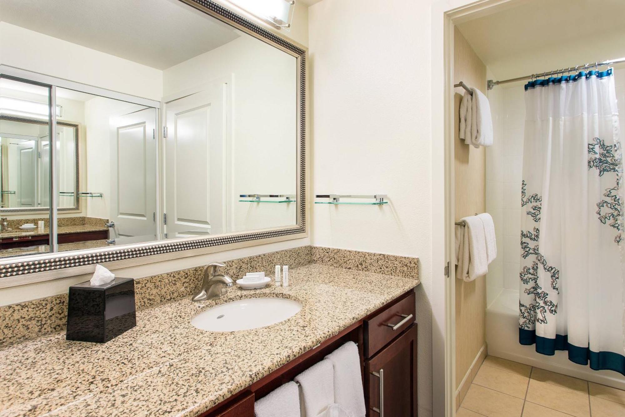 Hotel San Diego Oceanside